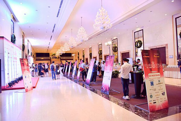 Xe vận chuyển hàng đông lạnh cho sự kiện, event